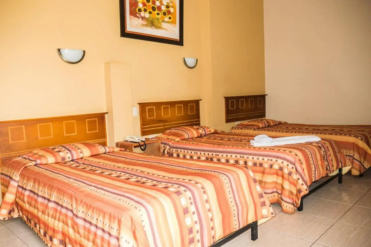 Hotel Las Palmeras Piura