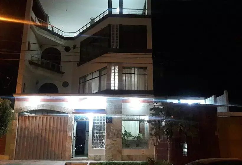 Hotel Via Loma Blanca Piura