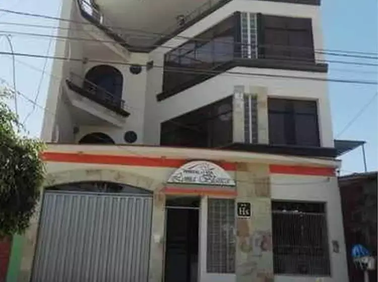 Hotel Via Loma Blanca Piura